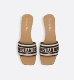 Dway Heeled Slide - Image 3